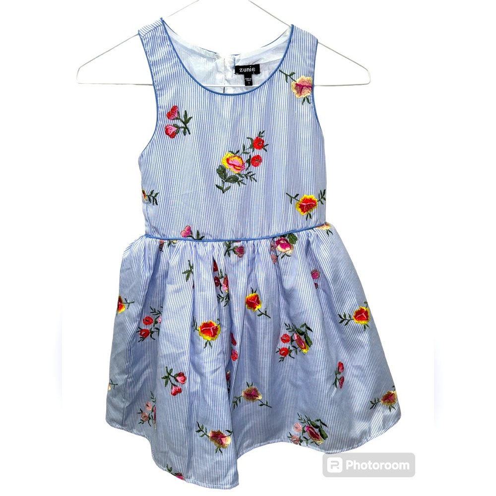 New (NWT) Nordstrom Zunie Girls Blue & White Striped Embroidered Floral Dress-7